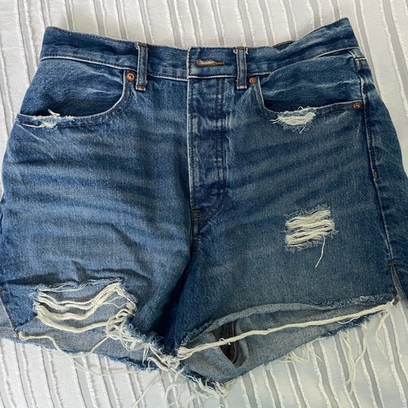 Express High Rise Mom Short - Picture 5 of 5